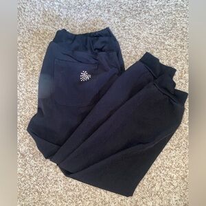 Heart soul jogger scrubs medium petite